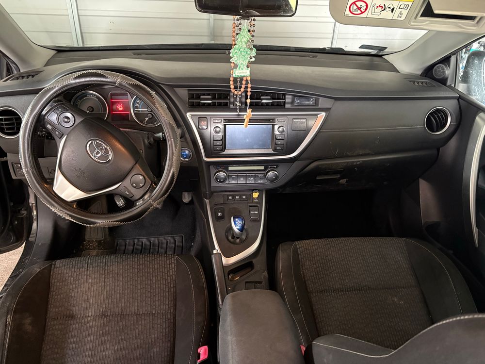 Toyota Auris utastér a belső tisztítás után